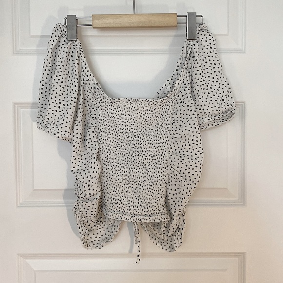 3 for 20 $ - H&M - crop cheeta/dots top - white and black - size L - Picture 6 of 6